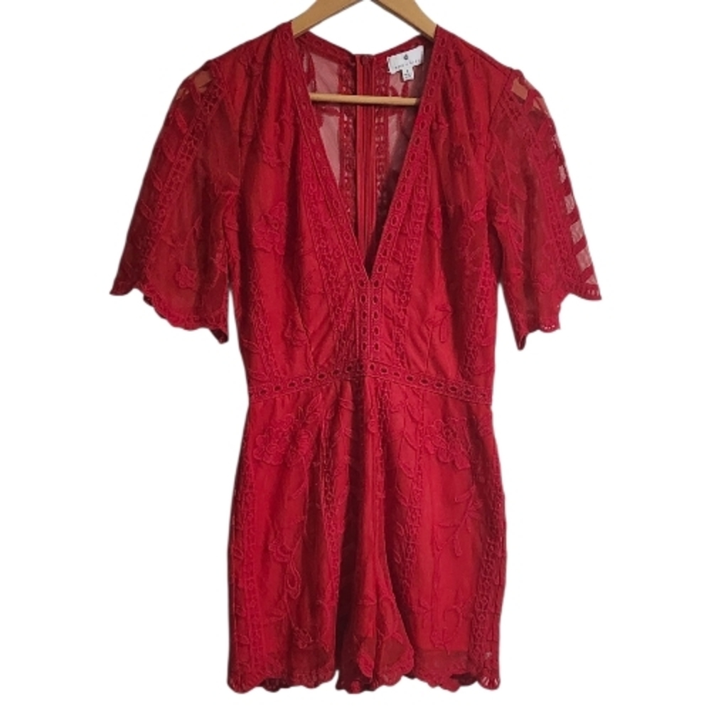 Socialite Red Lace Romper Women Size S V-Neck Short Sleeve Floral Lace Dressy - Picture 4 of 7